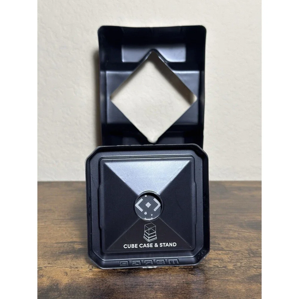Merge Cube - Augmented Reality Hands-on Tool
